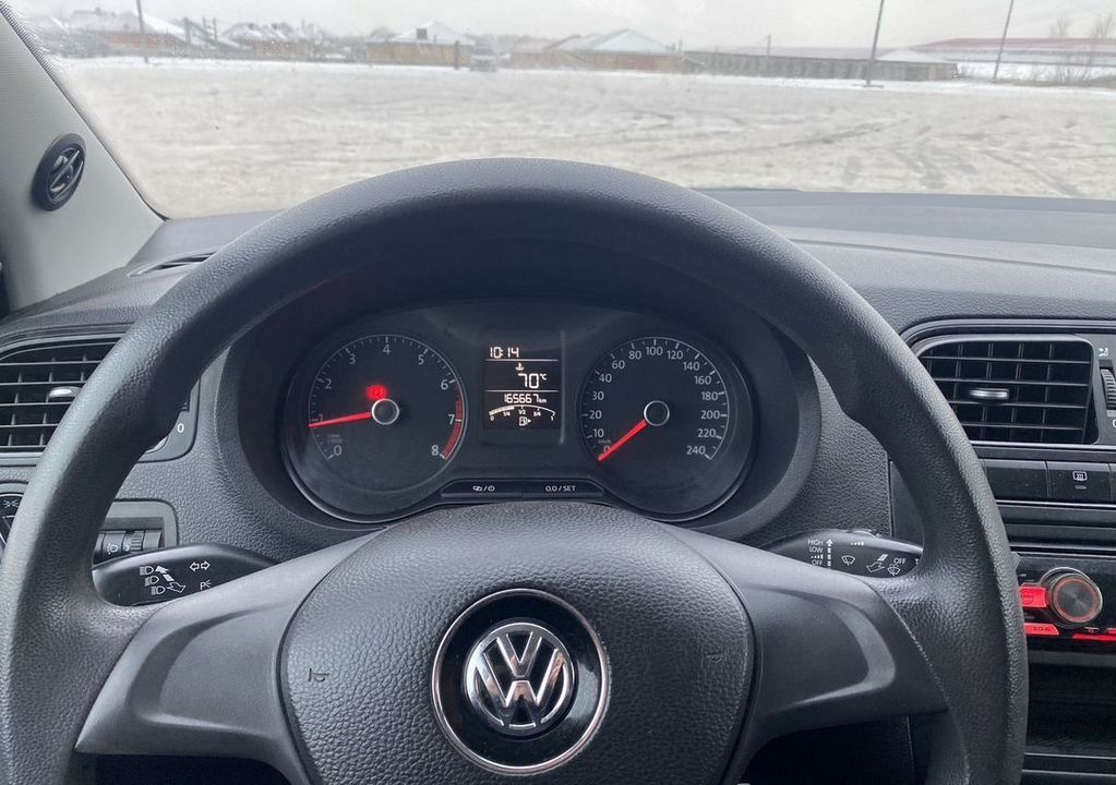 Volkswagen Polo, 2016 год, 980 000 рублей, 11 фотография