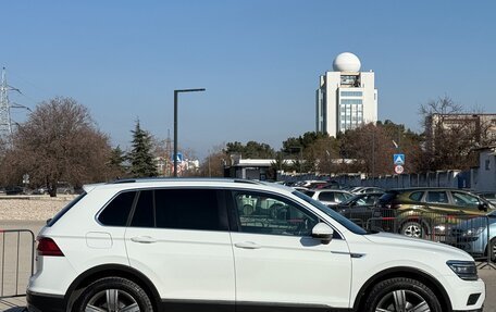 Volkswagen Tiguan II, 2017 год, 2 297 000 рублей, 14 фотография