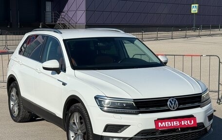 Volkswagen Tiguan II, 2017 год, 2 297 000 рублей, 6 фотография