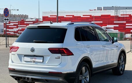 Volkswagen Tiguan II, 2017 год, 2 297 000 рублей, 26 фотография