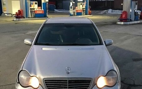 Mercedes-Benz C-Класс, 2001 год, 270 000 рублей, 6 фотография