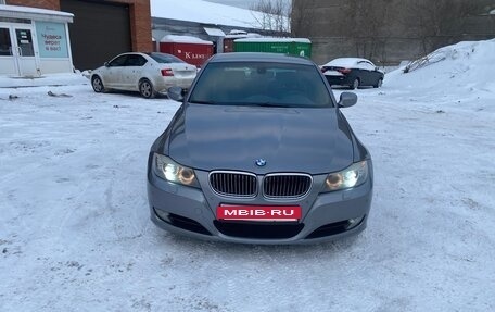 BMW 3 серия, 2010 год, 1 100 000 рублей, 2 фотография