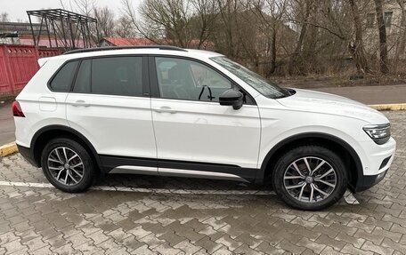 Volkswagen Tiguan II, 2019 год, 3 300 000 рублей, 2 фотография