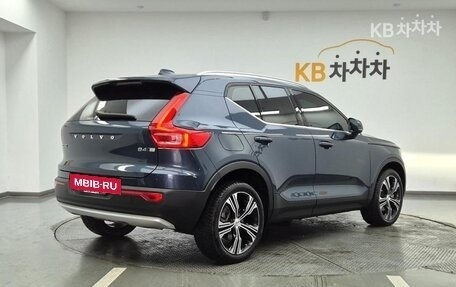 Volvo XC40 I, 2021 год, 3 376 000 рублей, 3 фотография