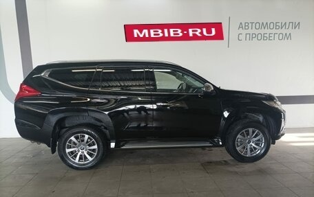 Mitsubishi Pajero Sport III рестайлинг, 2017 год, 3 300 000 рублей, 4 фотография