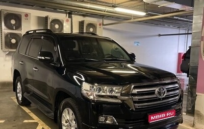 Toyota Land Cruiser 200, 2017 год, 7 700 000 рублей, 1 фотография