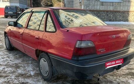 Daewoo Nexia I рестайлинг, 1996 год, 115 000 рублей, 3 фотография