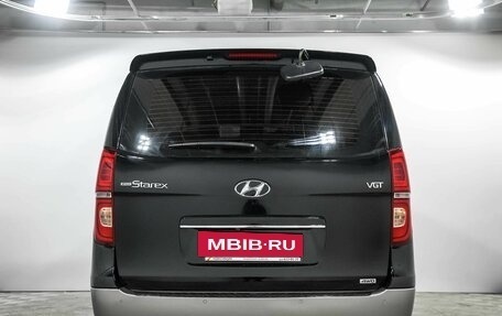 Hyundai Grand Starex Grand Starex I рестайлинг 2, 2018 год, 4 680 000 рублей, 6 фотография