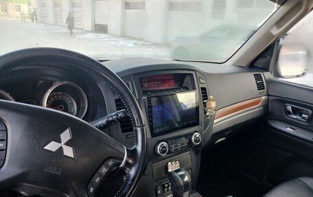 Mitsubishi Pajero IV, 2008 год, 1 650 000 рублей, 13 фотография