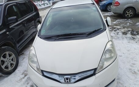 Honda Fit Shuttle I рестайлинг, 2012 год, 1 020 000 рублей, 7 фотография