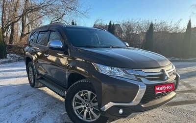 Mitsubishi Pajero Sport III рестайлинг, 2017 год, 2 600 000 рублей, 1 фотография