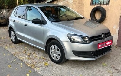 Volkswagen Polo VI (EU Market), 2010 год, 700 000 рублей, 1 фотография