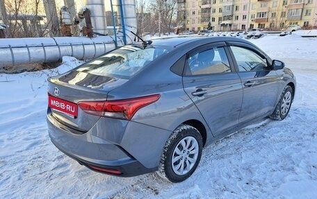 Hyundai Solaris II рестайлинг, 2021 год, 1 890 000 рублей, 5 фотография