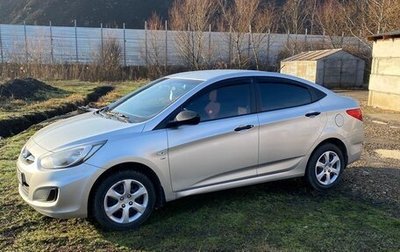 Hyundai Solaris II рестайлинг, 2012 год, 855 000 рублей, 1 фотография