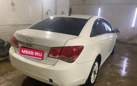 Chevrolet Cruze II, 2012 год, 655 000 рублей, 3 фотография