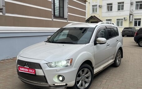 Mitsubishi Outlander III рестайлинг 3, 2010 год, 1 100 000 рублей, 1 фотография