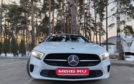 Mercedes-Benz A-Класс, 2018 год, 2 950 000 рублей, 5 фотография