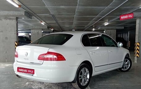 Skoda Superb III рестайлинг, 2011 год, 950 000 рублей, 5 фотография