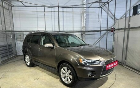 Mitsubishi Outlander III рестайлинг 3, 2010 год, 1 099 000 рублей, 3 фотография