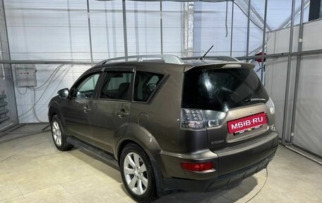 Mitsubishi Outlander III рестайлинг 3, 2010 год, 1 099 000 рублей, 7 фотография