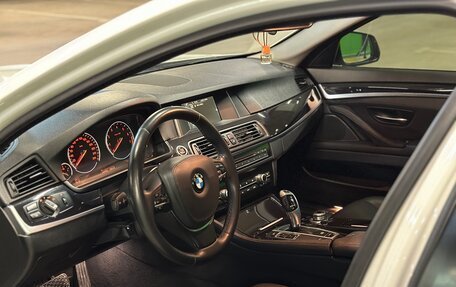 BMW 5 серия, 2014 год, 2 250 000 рублей, 13 фотография