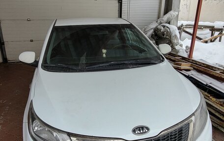 KIA Rio III рестайлинг, 2012 год, 700 000 рублей, 4 фотография