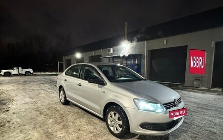 Volkswagen Polo VI (EU Market), 2012 год, 599 000 рублей, 2 фотография