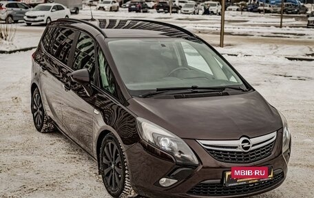 Opel Zafira C рестайлинг, 2012 год, 870 000 рублей, 2 фотография