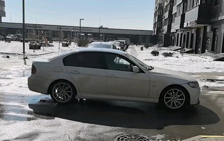 BMW 3 серия, 2011 год, 950 000 рублей, 11 фотография