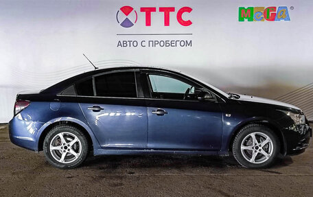 Chevrolet Cruze II, 2009 год, 502 300 рублей, 4 фотография