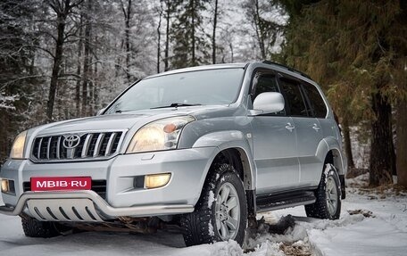 Toyota Land Cruiser Prado 120 рестайлинг, 2006 год, 2 400 000 рублей, 1 фотография