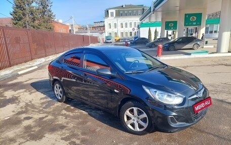 Hyundai Solaris II рестайлинг, 2013 год, 920 000 рублей, 5 фотография