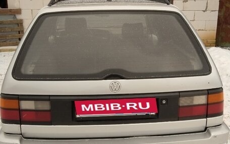 Volkswagen Passat B3, 1993 год, 300 000 рублей, 2 фотография