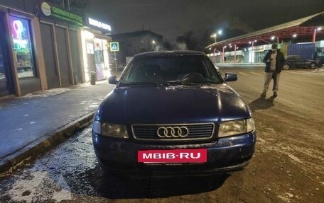 Audi A4, 1998 год, 210 000 рублей, 14 фотография