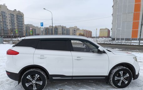 Geely Atlas I, 2018 год, 1 500 000 рублей, 4 фотография