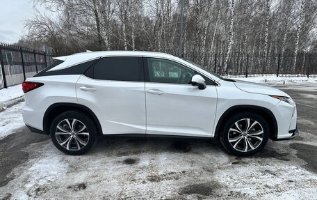 Lexus RX IV рестайлинг, 2017 год, 4 100 000 рублей, 8 фотография