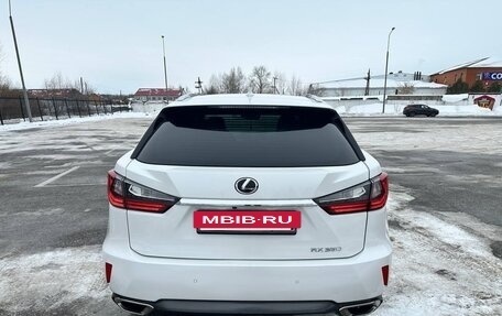 Lexus RX IV рестайлинг, 2017 год, 4 100 000 рублей, 6 фотография