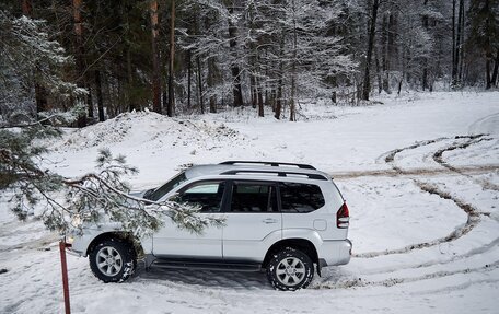 Toyota Land Cruiser Prado 120 рестайлинг, 2006 год, 2 400 000 рублей, 27 фотография