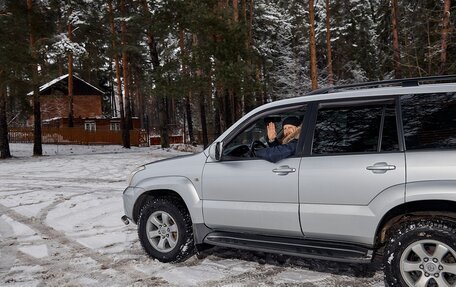 Toyota Land Cruiser Prado 120 рестайлинг, 2006 год, 2 400 000 рублей, 40 фотография