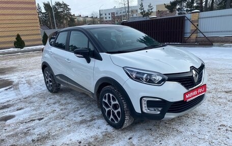 Renault Kaptur I рестайлинг, 2018 год, 1 800 000 рублей, 1 фотография