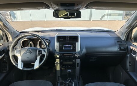 Toyota Land Cruiser Prado 150 рестайлинг 2, 2012 год, 3 150 000 рублей, 13 фотография