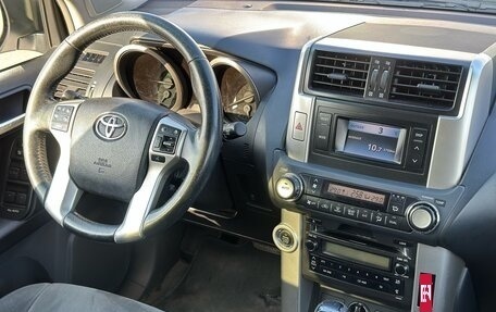 Toyota Land Cruiser Prado 150 рестайлинг 2, 2012 год, 3 150 000 рублей, 22 фотография