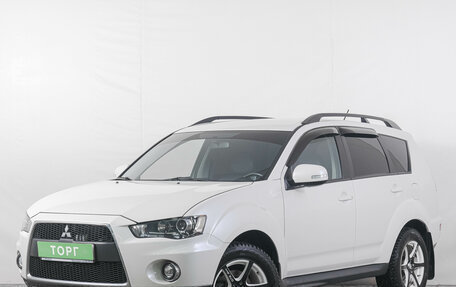 Mitsubishi Outlander III рестайлинг 3, 2010 год, 1 169 000 рублей, 4 фотография