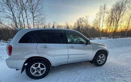 Toyota RAV4, 2003 год, 1 100 000 рублей, 4 фотография