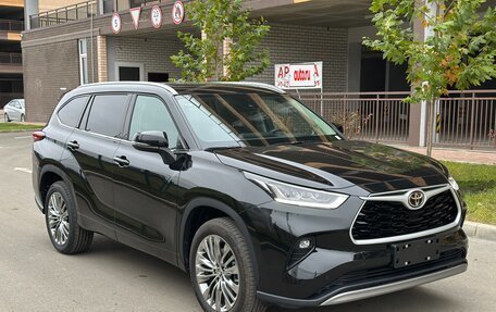 Toyota Highlander, 2024 год, 5 900 000 рублей, 3 фотография