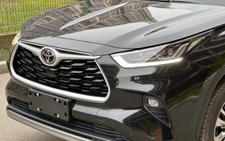 Toyota Highlander, 2024 год, 5 900 000 рублей, 10 фотография