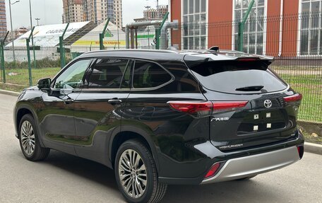 Toyota Highlander, 2024 год, 5 900 000 рублей, 6 фотография