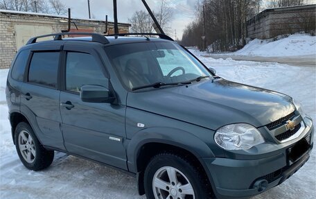 Chevrolet Niva I рестайлинг, 2013 год, 700 000 рублей, 1 фотография