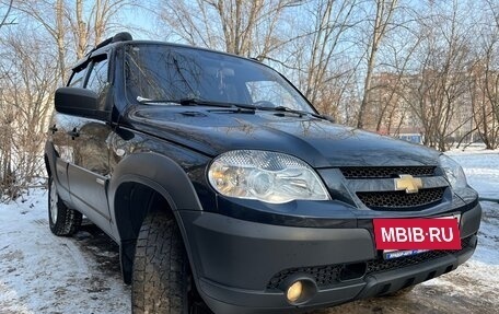 Chevrolet Niva I рестайлинг, 2014 год, 680 000 рублей, 3 фотография