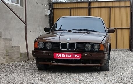 BMW 5 серия, 1988 год, 400 000 рублей, 2 фотография